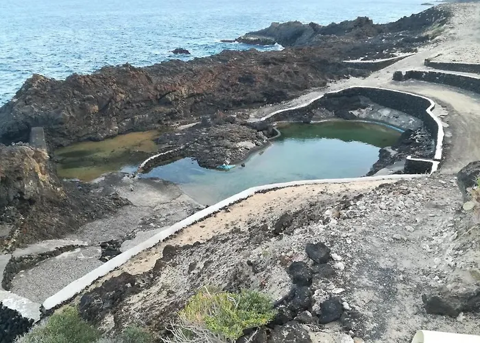 Casa De Pajaritos. *